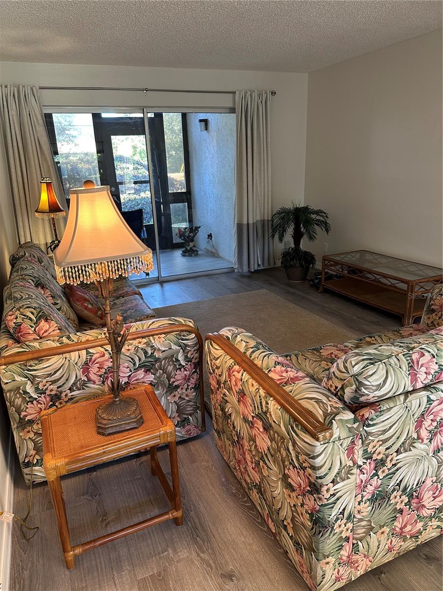 Image 9 of 44 For 11485 Oakhurst Road 200-114