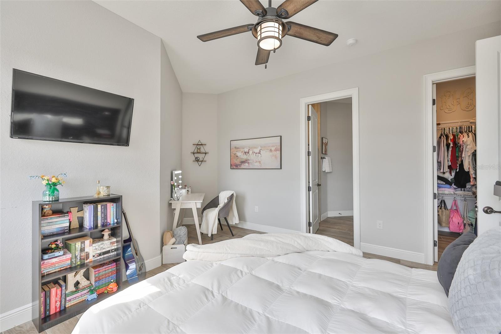 Image 36 of 100 For 7510 Lithia Pinecrest Road