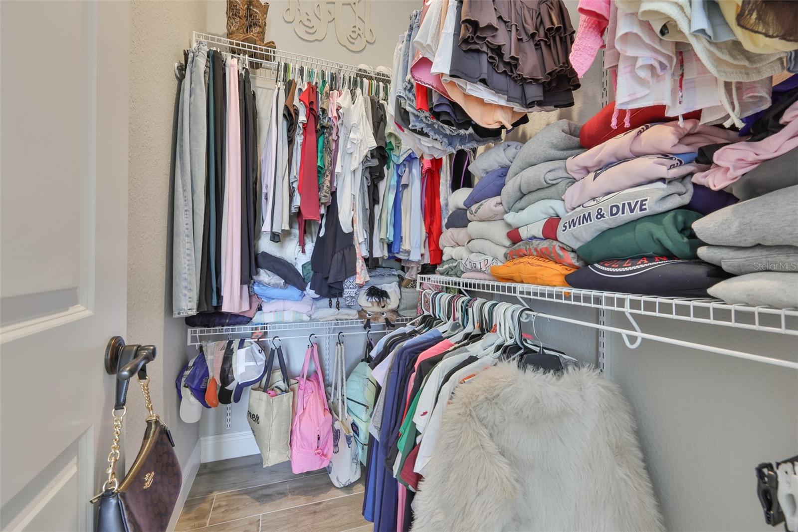 Image 37 of 100 For 7510 Lithia Pinecrest Road