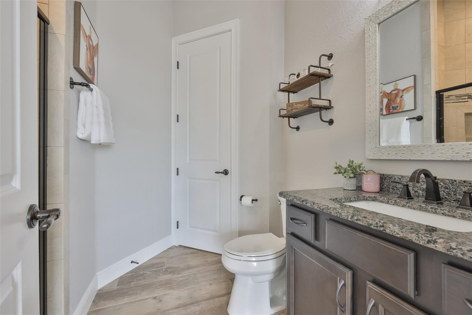 Image 41 of 100 For 7510 Lithia Pinecrest Road