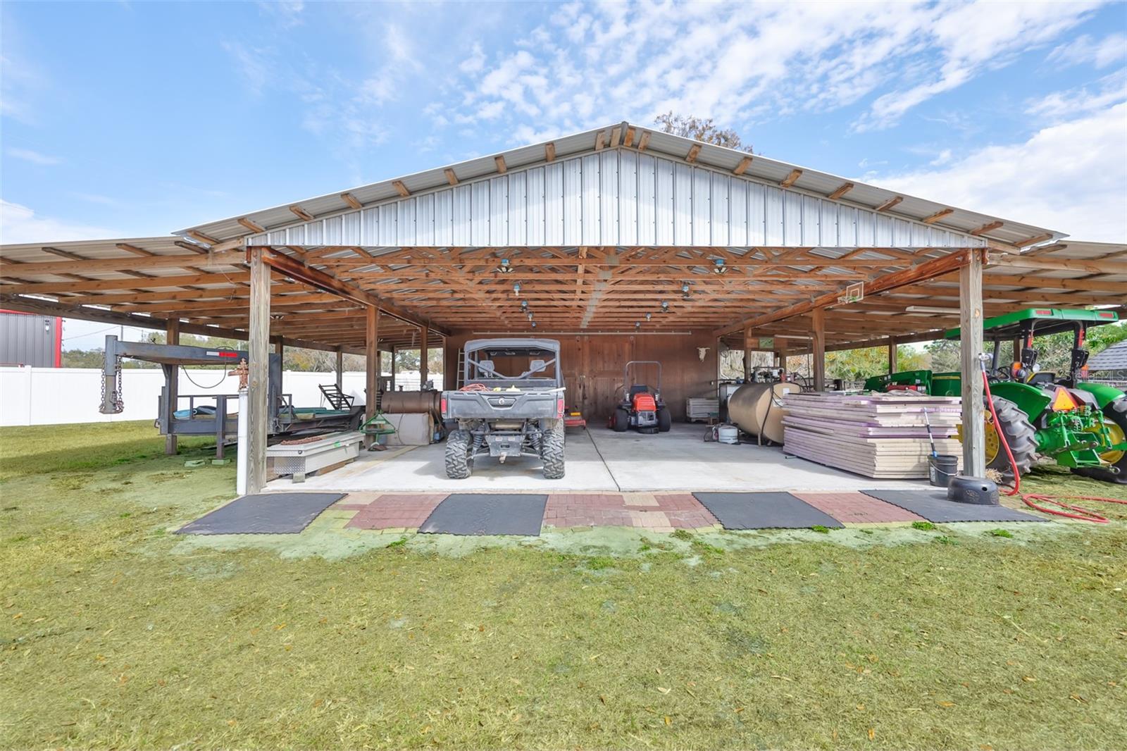 Image 61 of 100 For 7510 Lithia Pinecrest Road