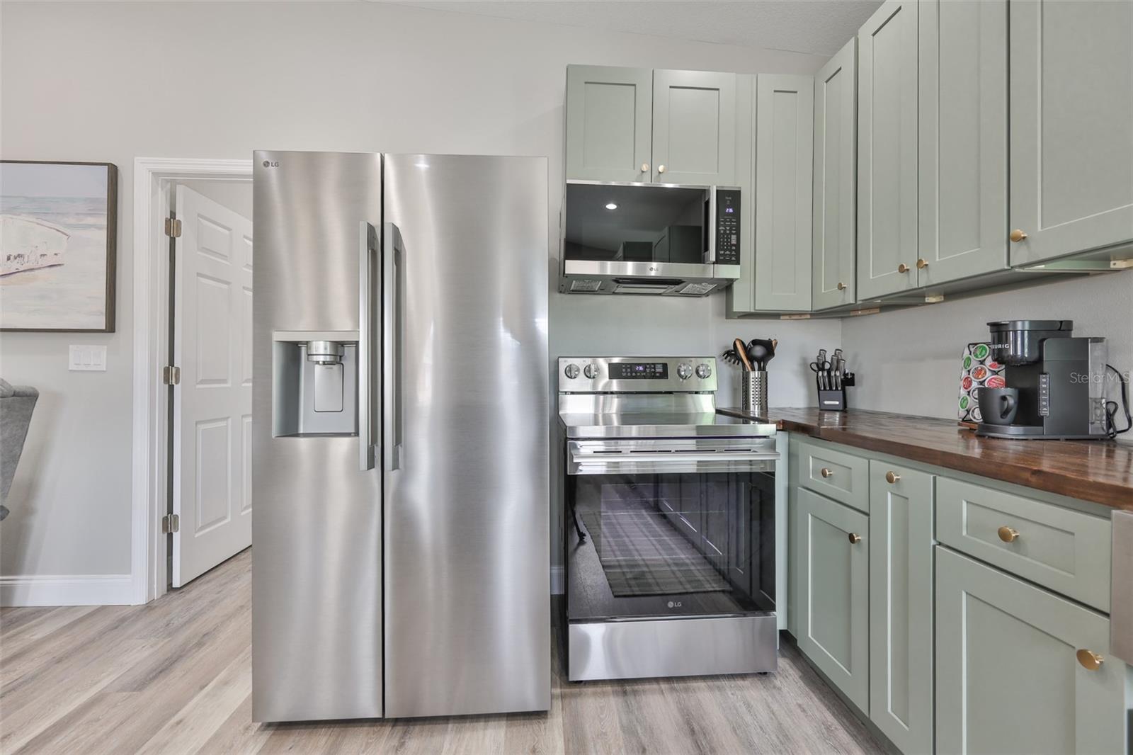 Image 76 of 100 For 7510 Lithia Pinecrest Road