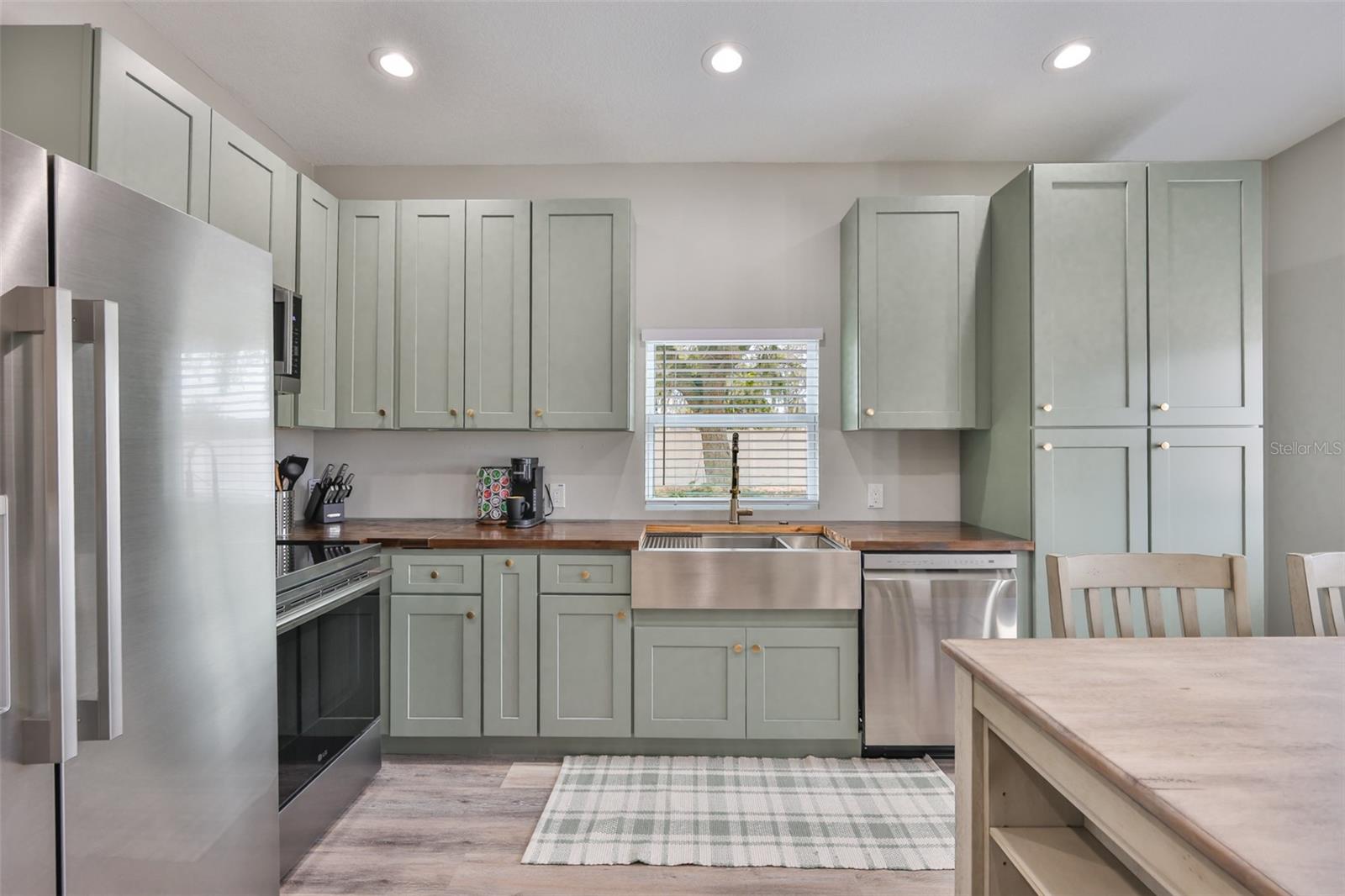 Image 77 of 100 For 7510 Lithia Pinecrest Road