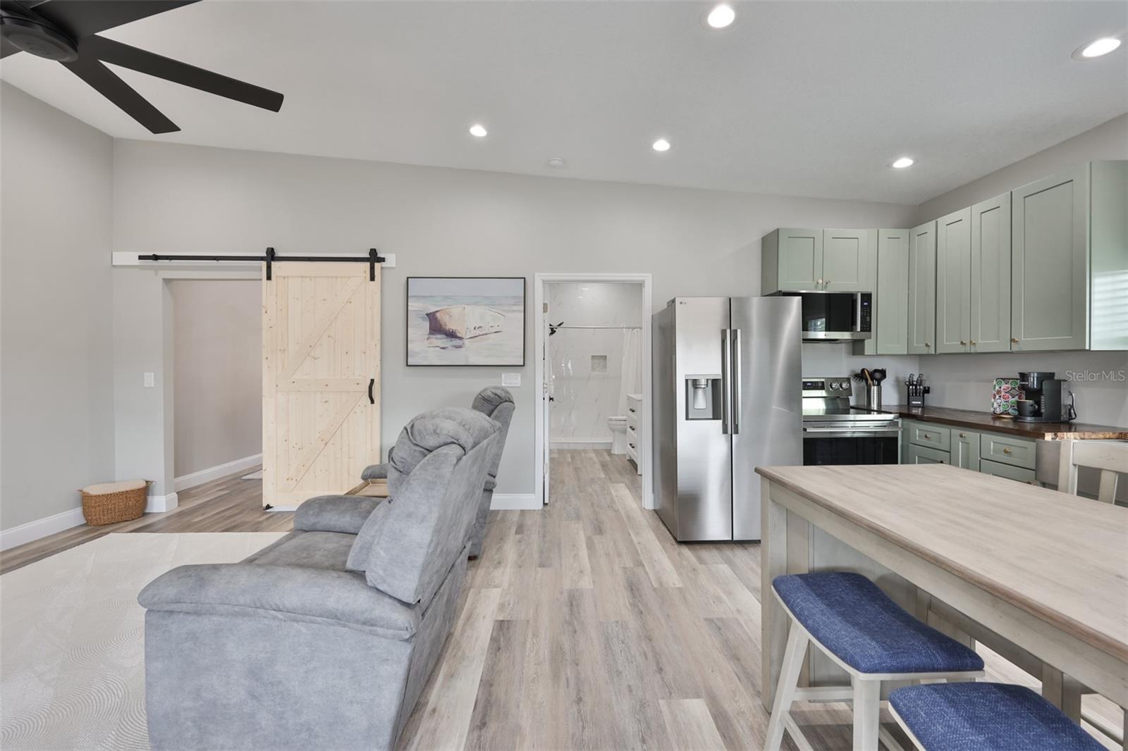 Image 80 of 100 For 7510 Lithia Pinecrest Road