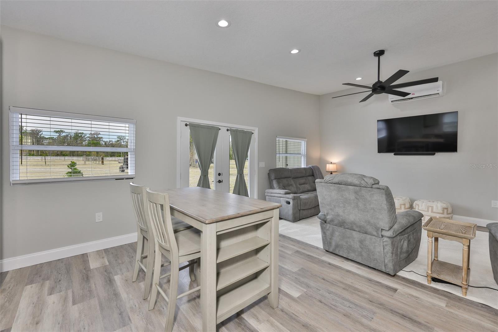 Image 81 of 100 For 7510 Lithia Pinecrest Road