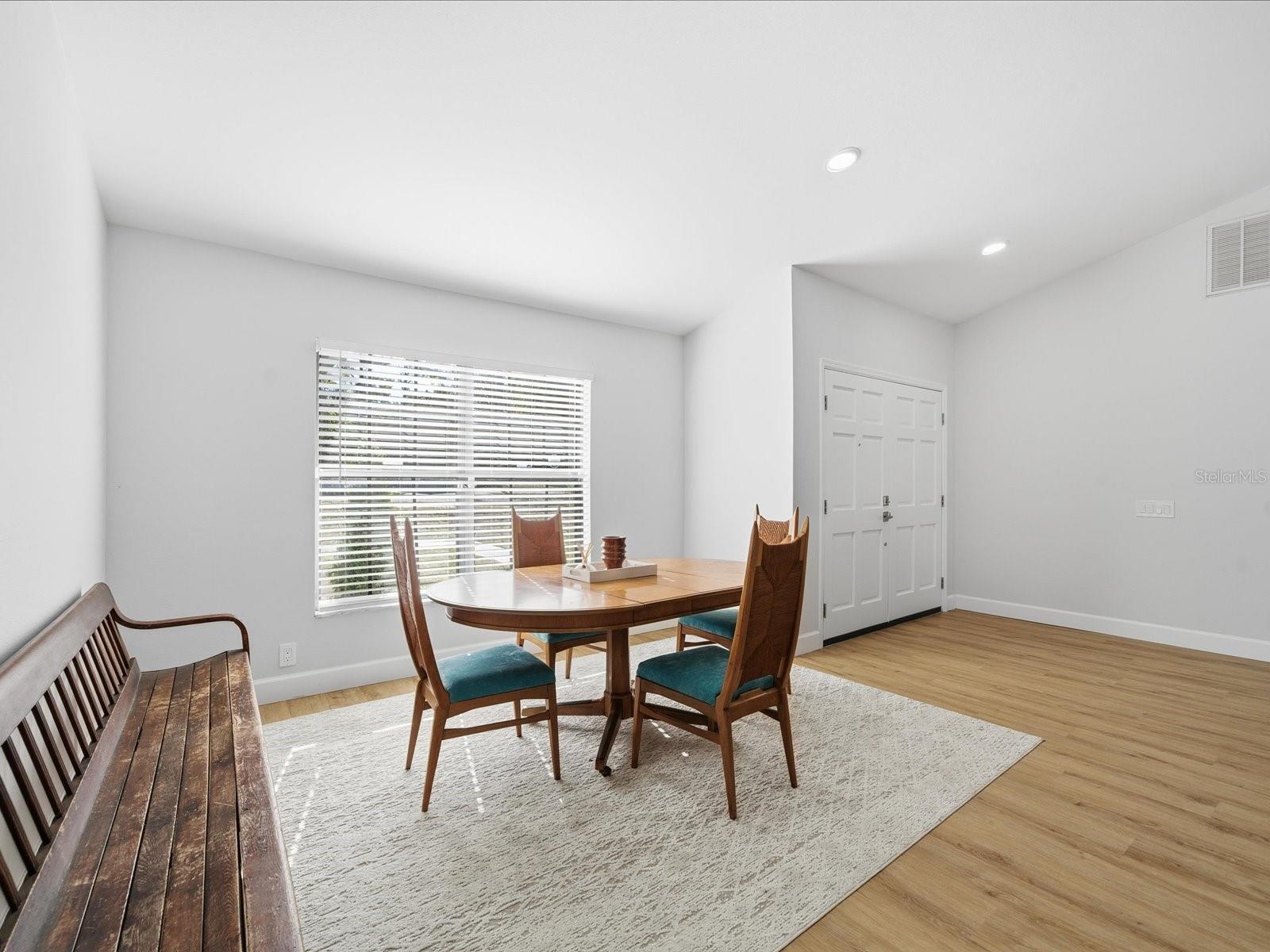 Image 24 of 48 For 4703 Orange Grove Way