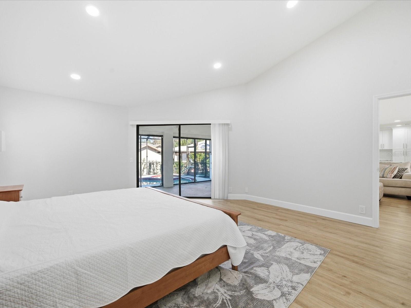 Image 26 of 48 For 4703 Orange Grove Way