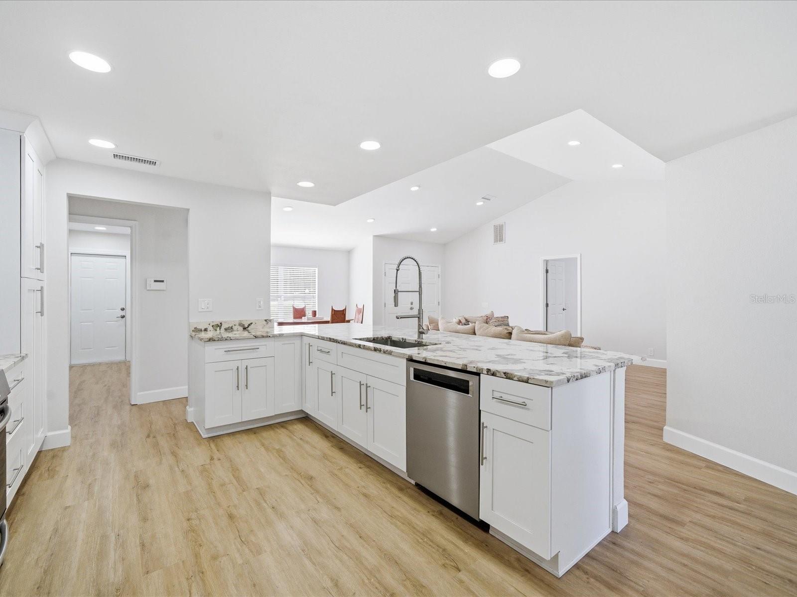 Image 7 of 48 For 4703 Orange Grove Way