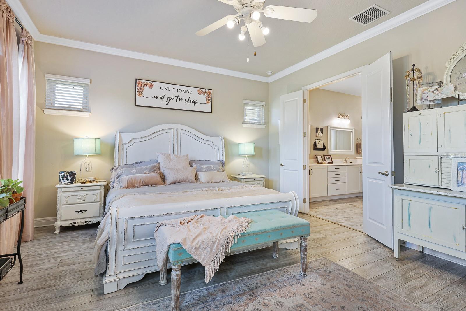 Image 26 of 63 For 13939 Swallow Hill Drive