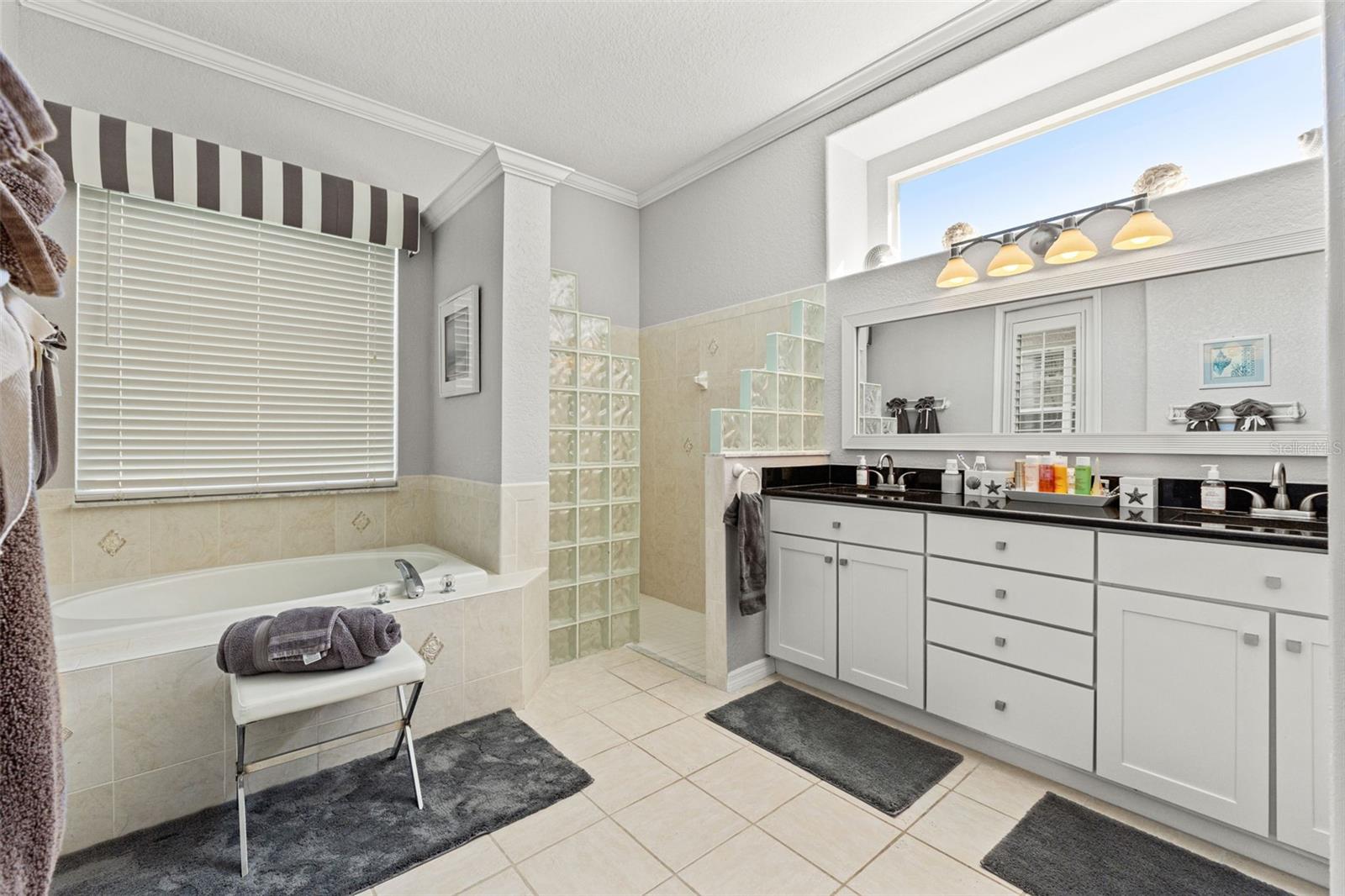 Image 40 of 83 For 4033 Chesterfield Drive