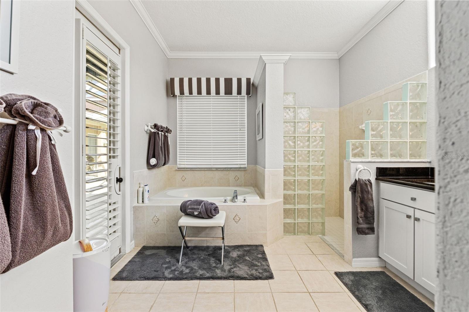 Image 41 of 83 For 4033 Chesterfield Drive