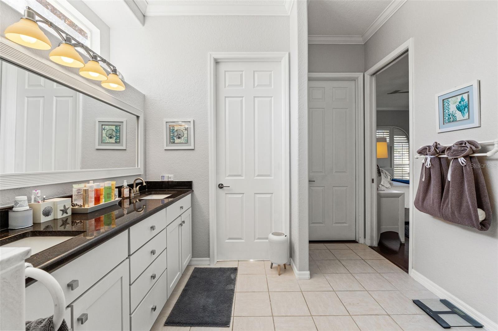 Image 43 of 83 For 4033 Chesterfield Drive