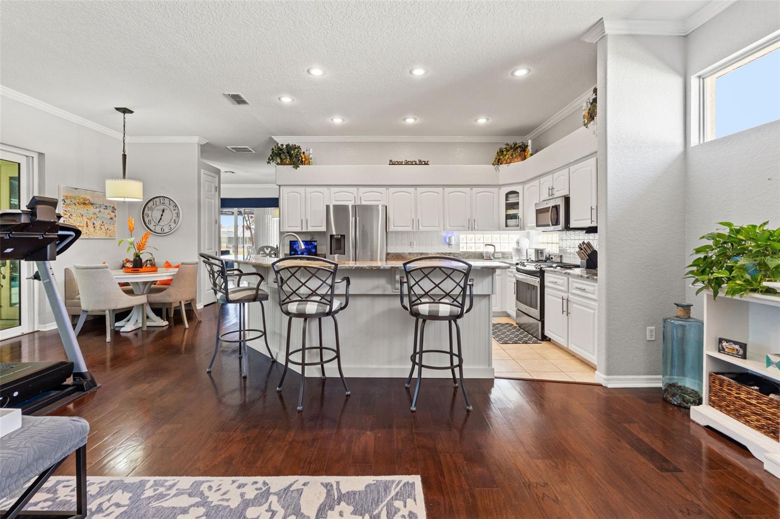 Image 52 of 83 For 4033 Chesterfield Drive