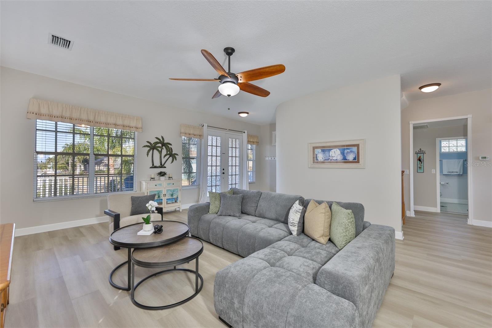 Image 11 of 63 For 6026 Seaside Drive