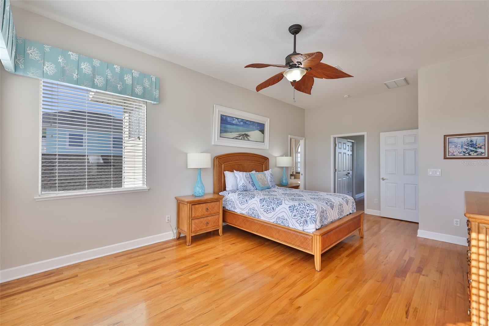 Image 34 of 63 For 6026 Seaside Drive