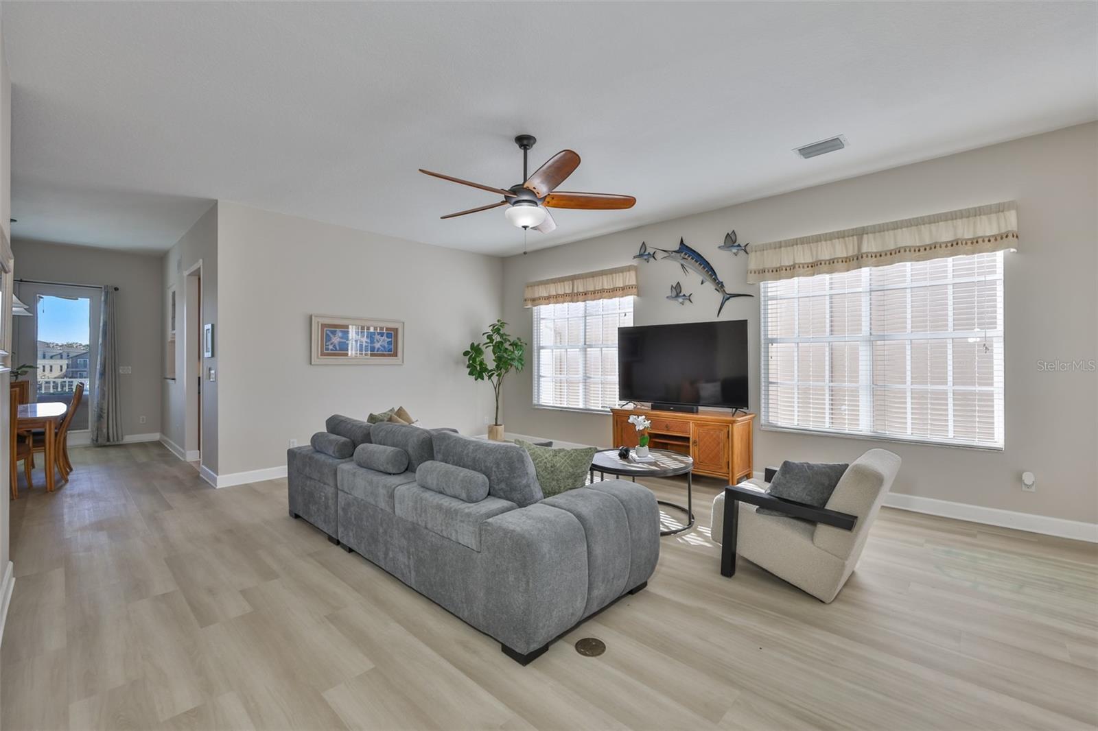 Image 9 of 63 For 6026 Seaside Drive