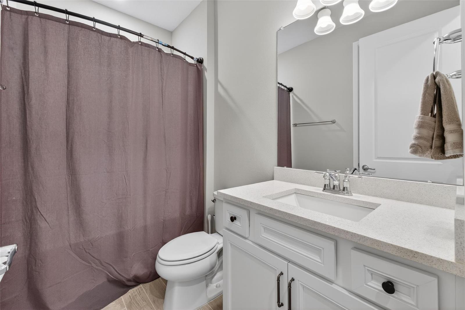 Listing photo id 9 for 18132 Ramble On Way