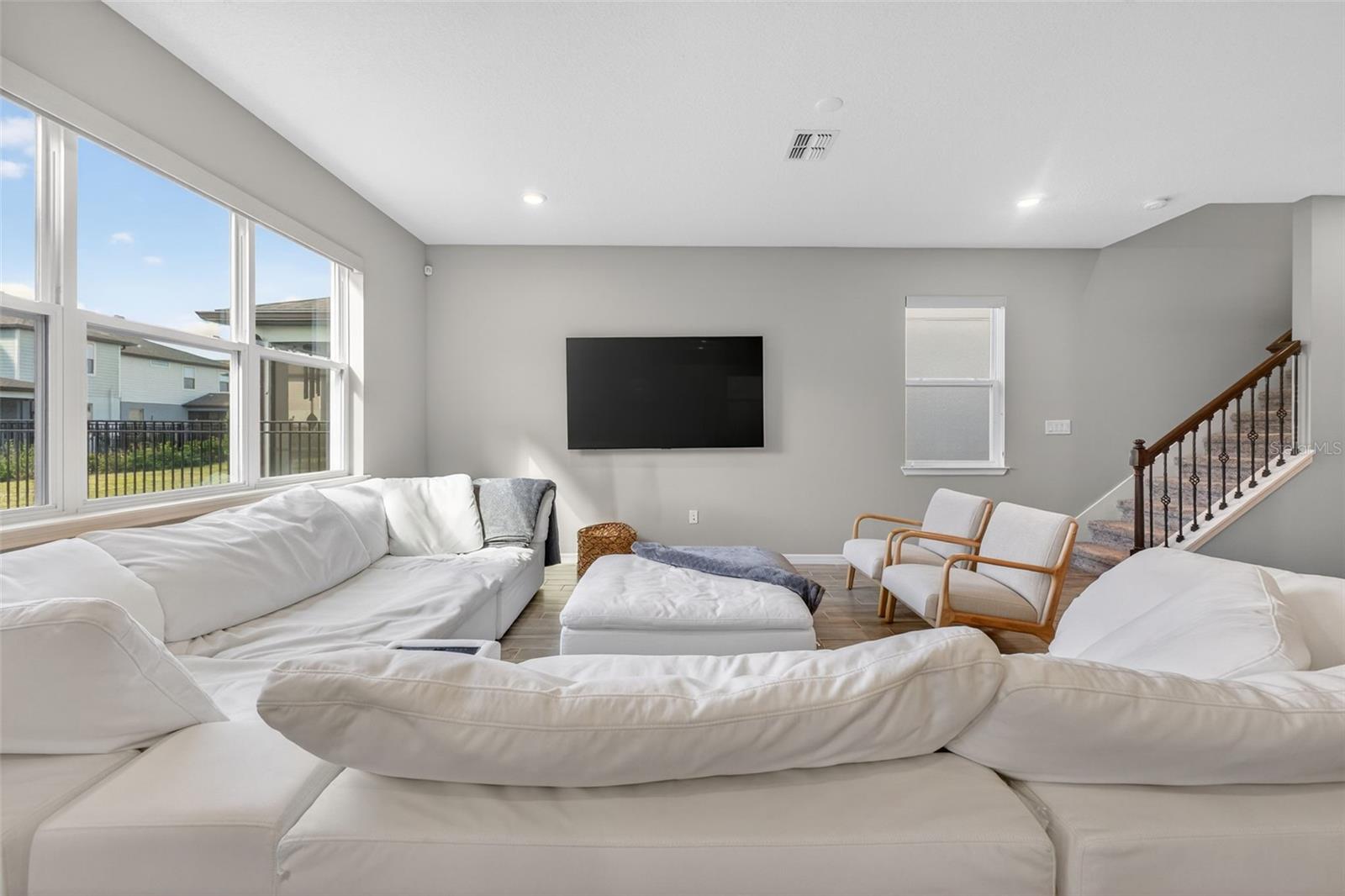 Listing photo id 16 for 18132 Ramble On Way