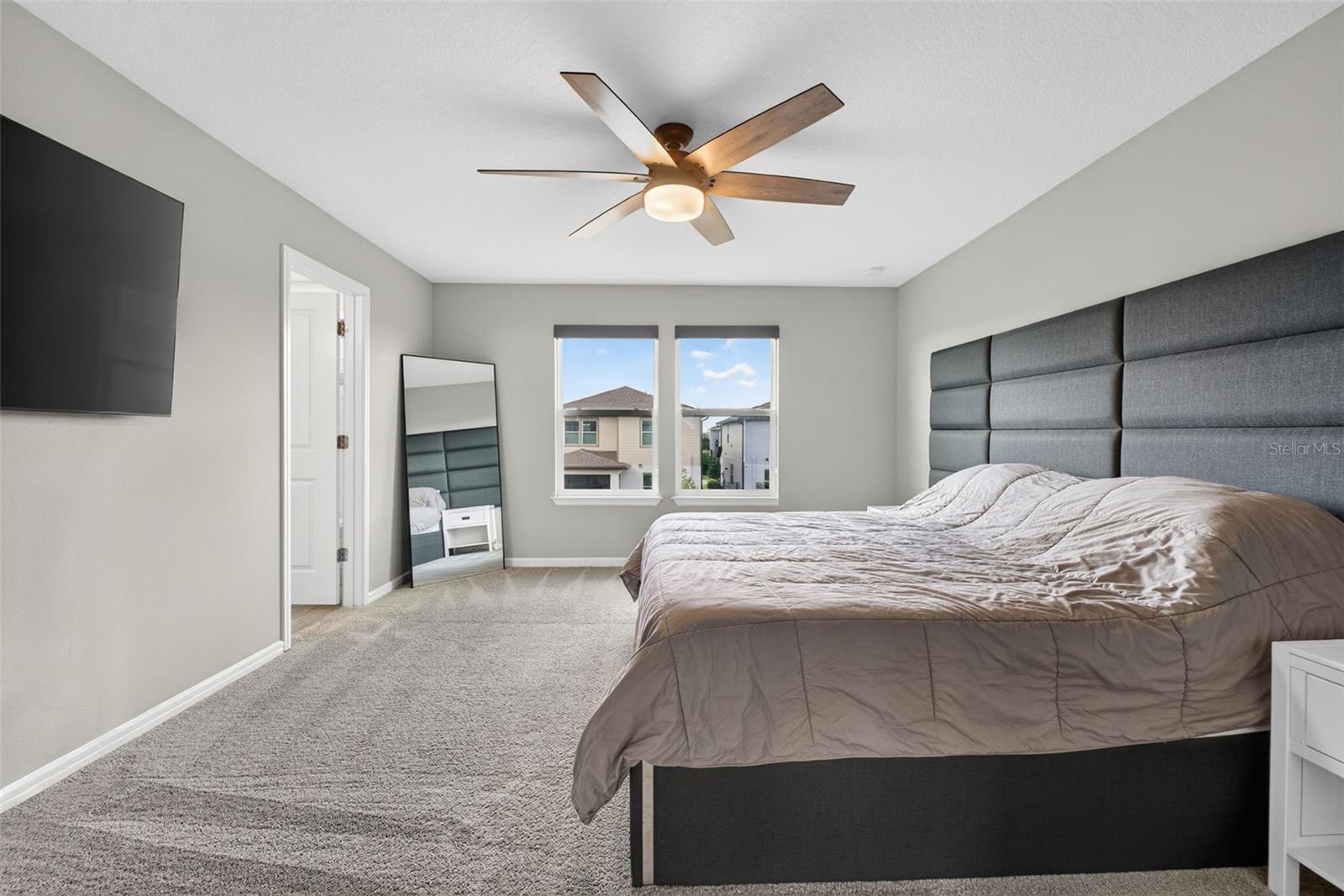 Listing photo id 36 for 18132 Ramble On Way