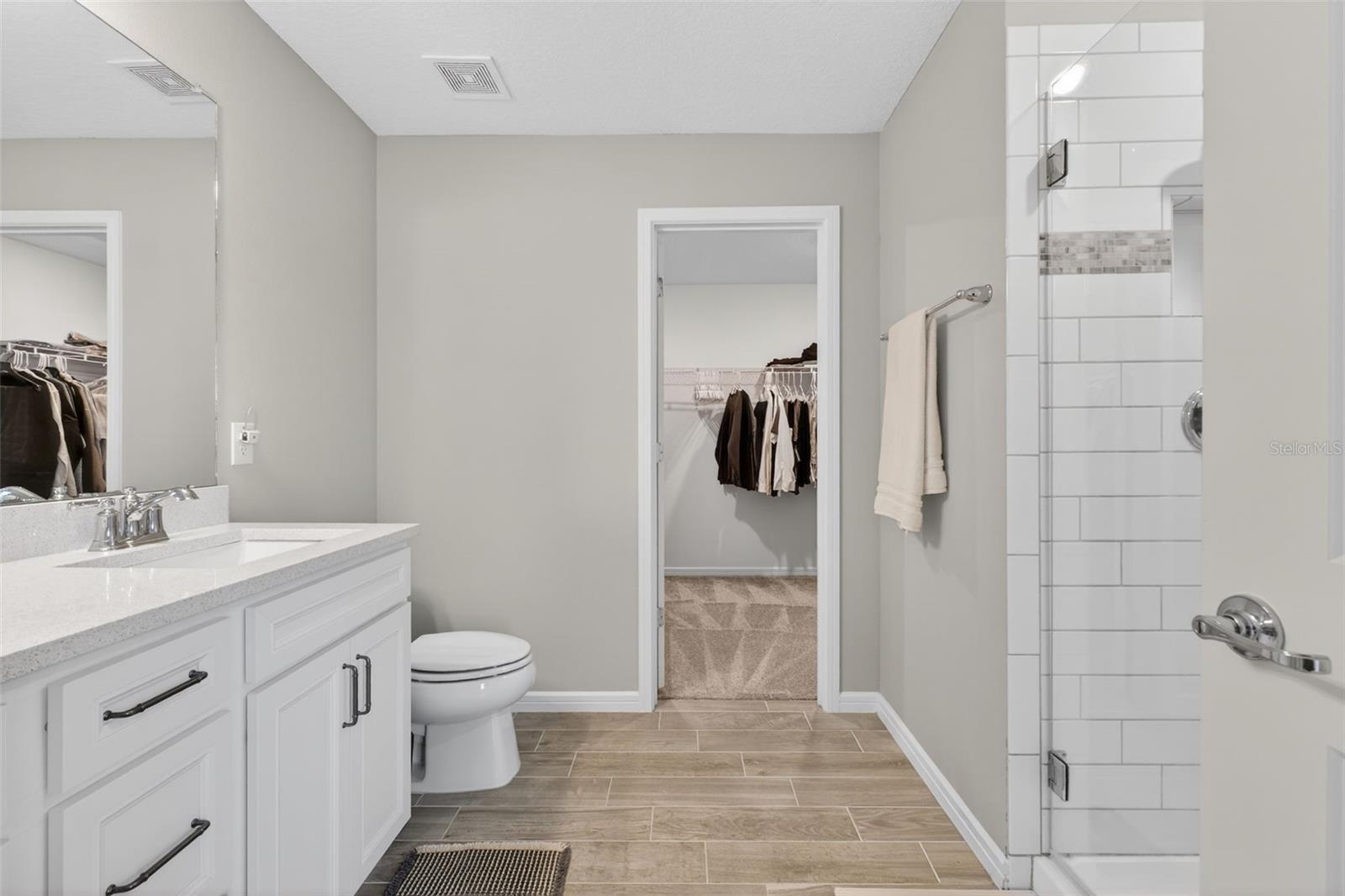 Listing photo id 38 for 18132 Ramble On Way