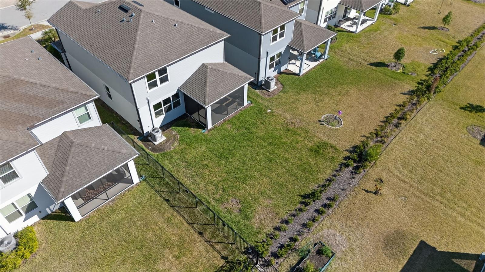 Listing photo id 59 for 18132 Ramble On Way