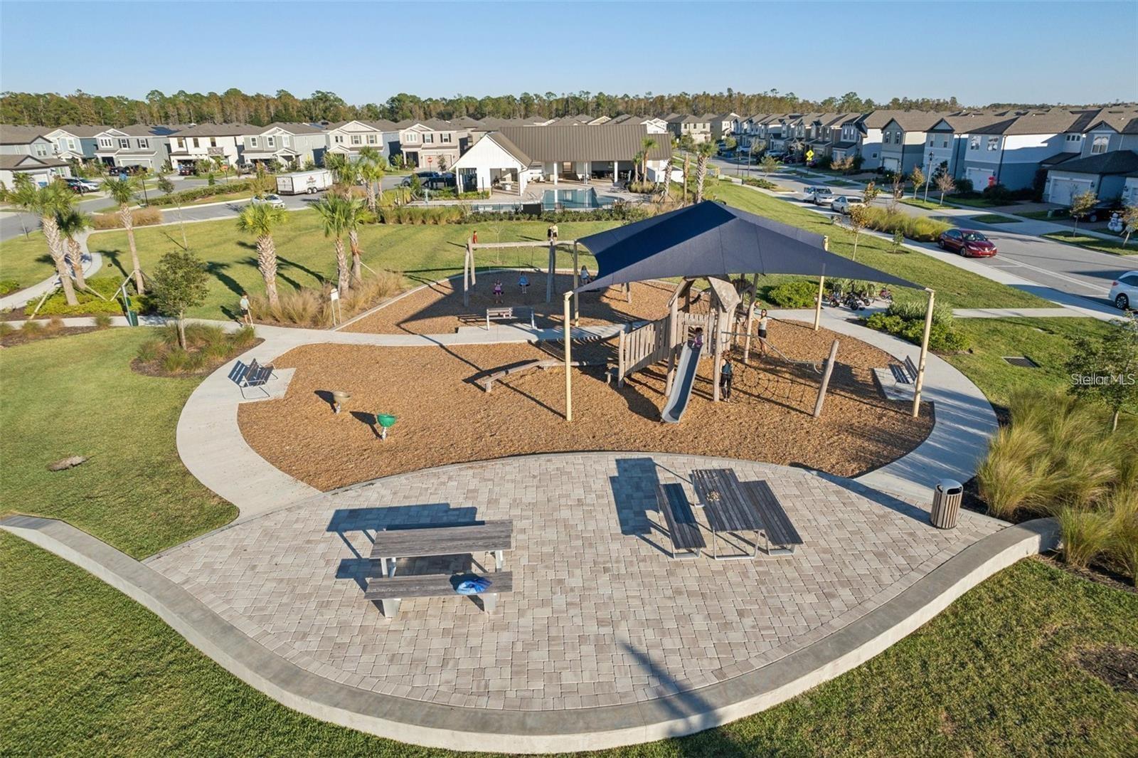 Listing photo id 72 for 18132 Ramble On Way