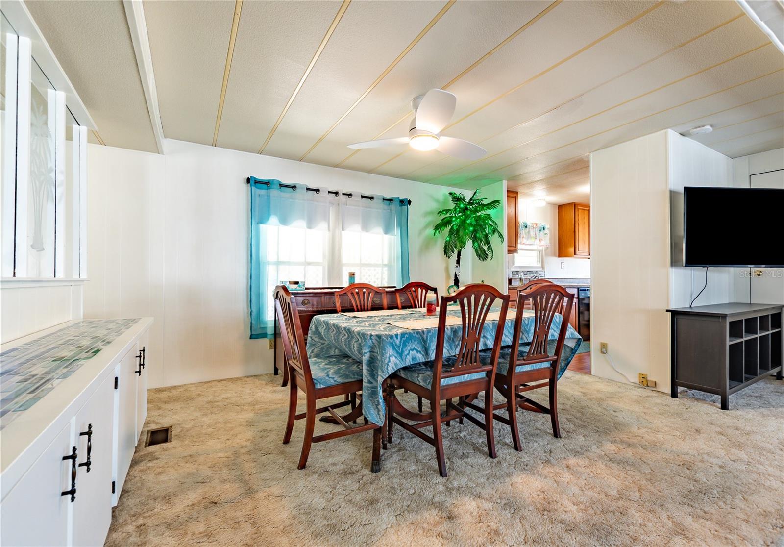 Image 17 of 100 For 5404 Waters Street