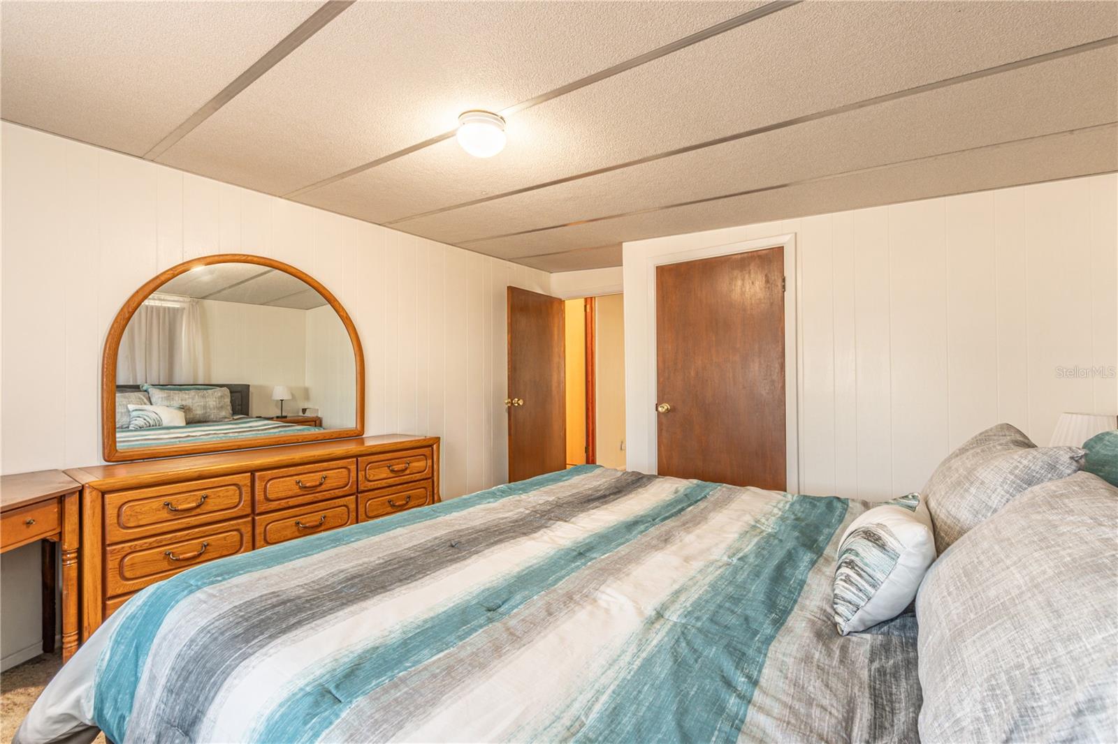 Image 29 of 100 For 5404 Waters Street