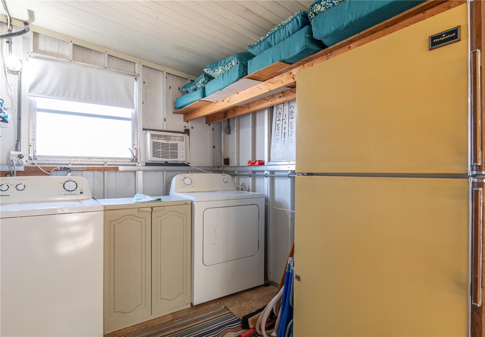 Image 45 of 100 For 5404 Waters Street