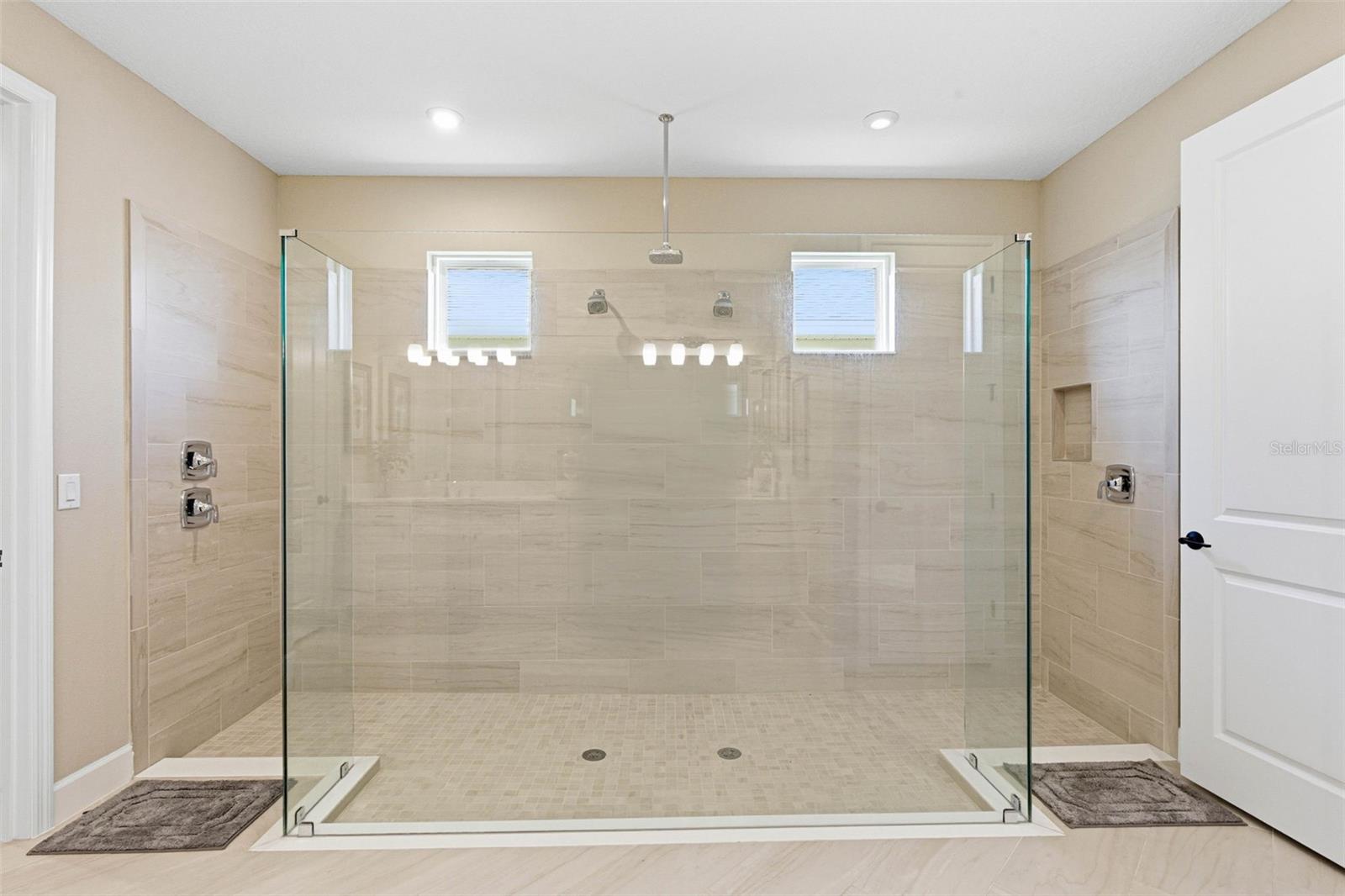 Listing photo id 24 for 33332 Castaway Loop