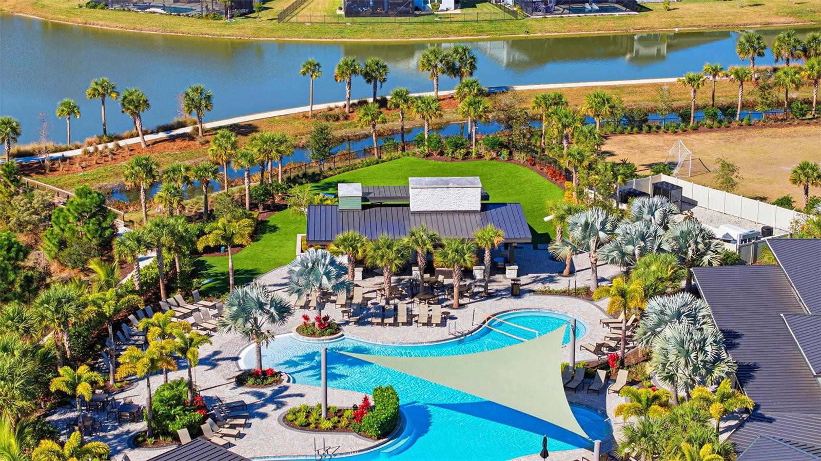 Listing photo id 47 for 33332 Castaway Loop