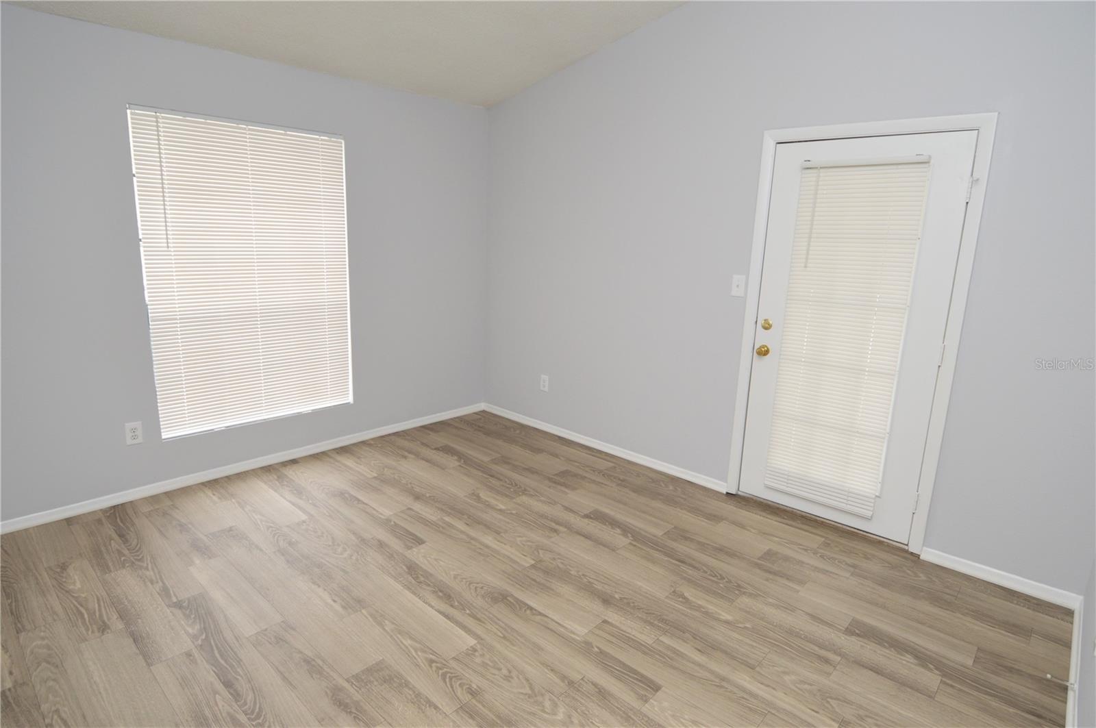 Image 14 of 87 For 8722 Mallard Reserve Drive 202