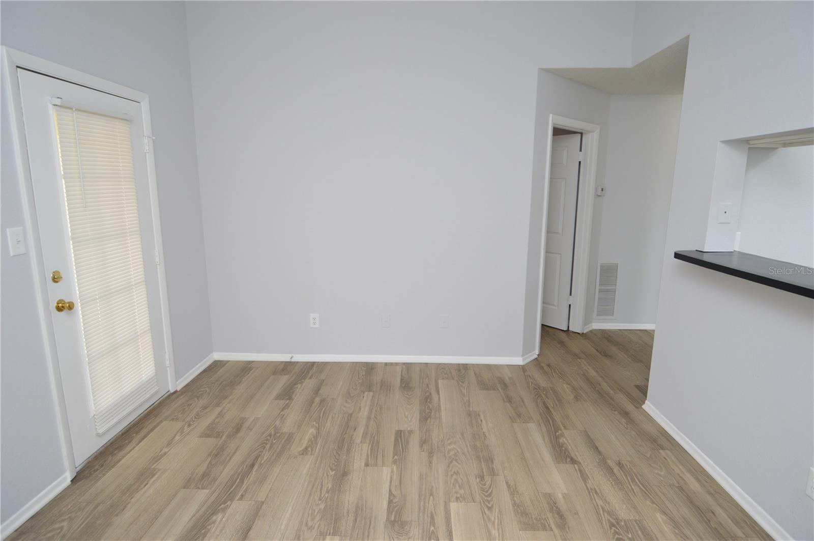 Image 17 of 87 For 8722 Mallard Reserve Drive 202