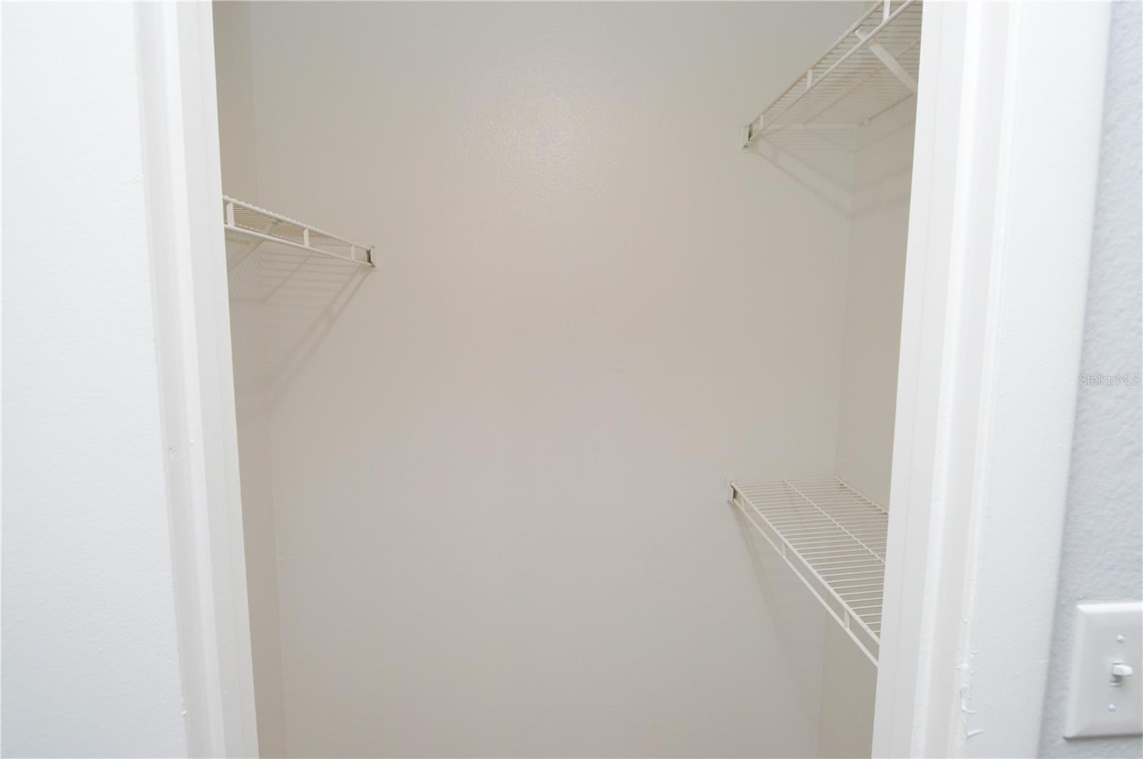 Image 21 of 87 For 8722 Mallard Reserve Drive 202