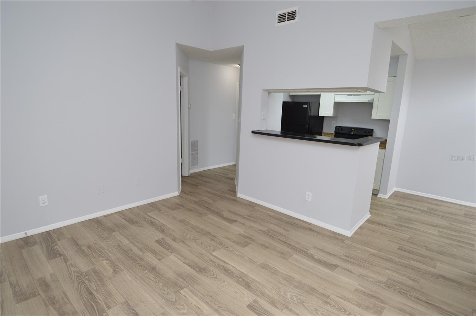 Image 4 of 87 For 8722 Mallard Reserve Drive 202