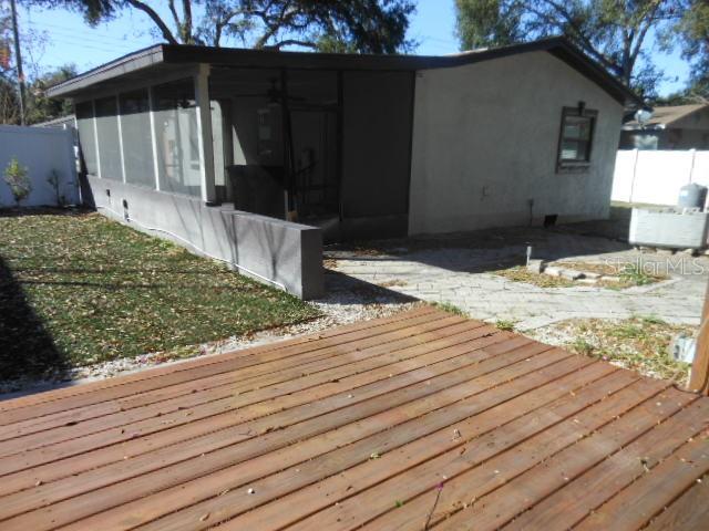 Image 10 of 33 For 8421 Orangeview Avenue