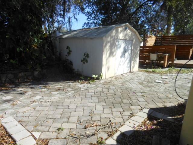 Image 15 of 33 For 8421 Orangeview Avenue