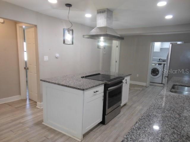 Image 18 of 33 For 8421 Orangeview Avenue