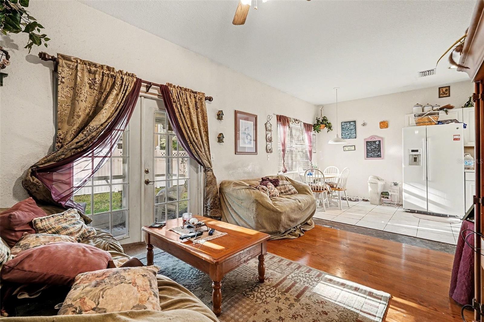 Image 10 of 30 For 16318 Parkstone Palms Court