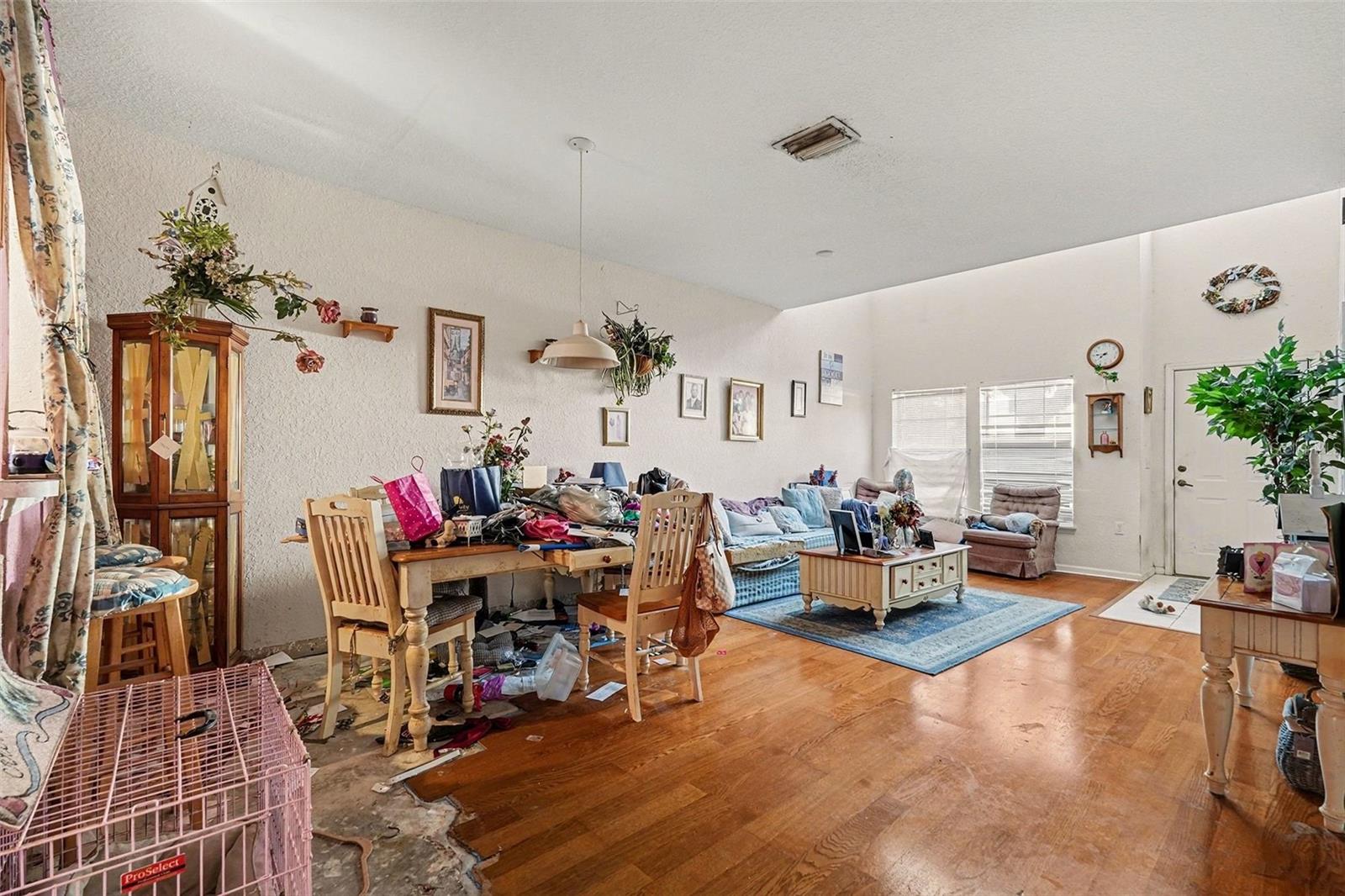 Image 13 of 30 For 16318 Parkstone Palms Court