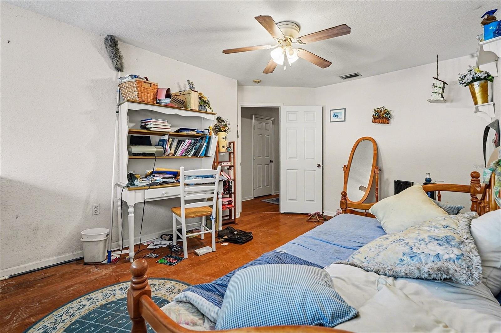 Image 25 of 30 For 16318 Parkstone Palms Court