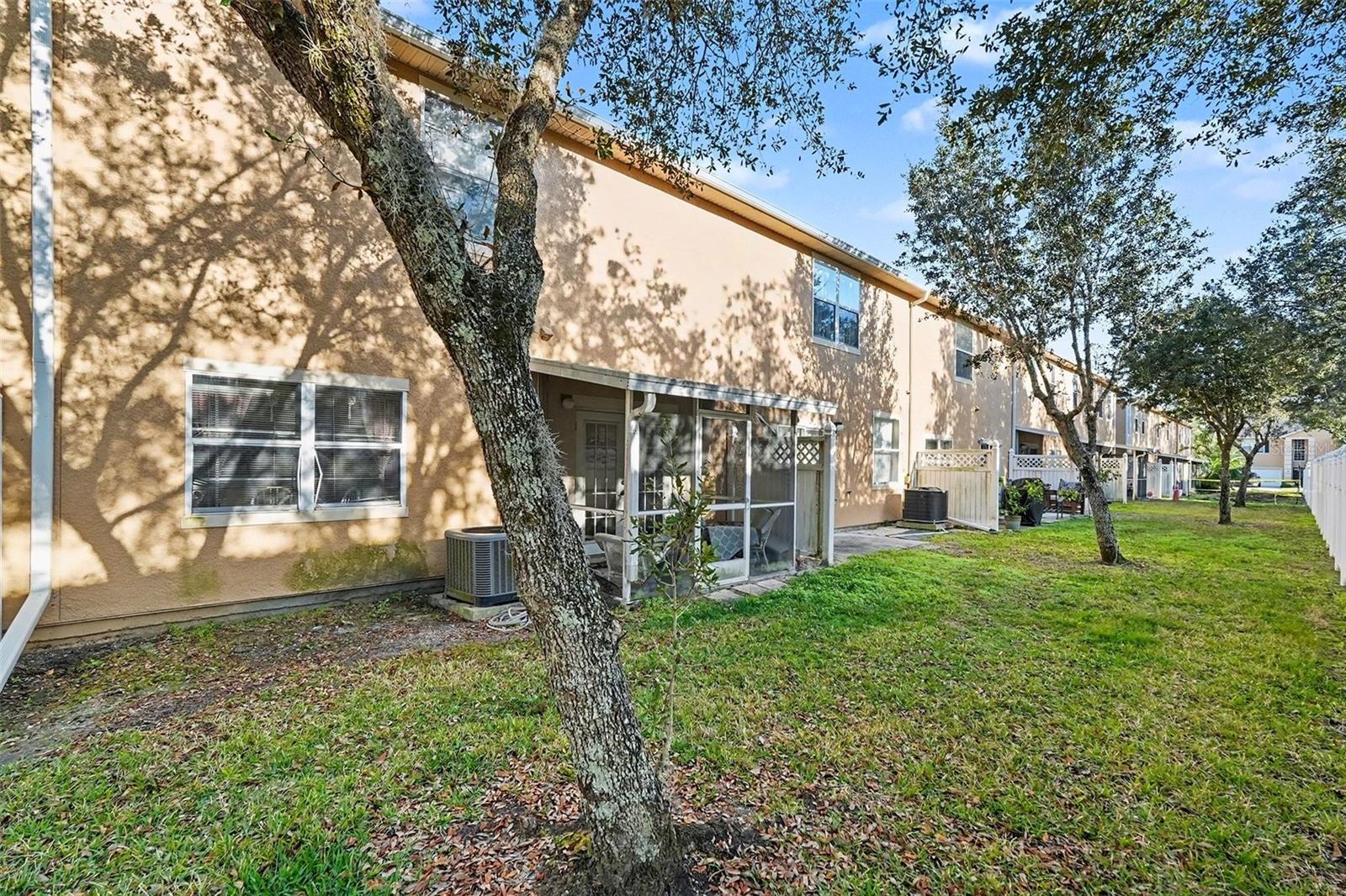 Image 30 of 30 For 16318 Parkstone Palms Court