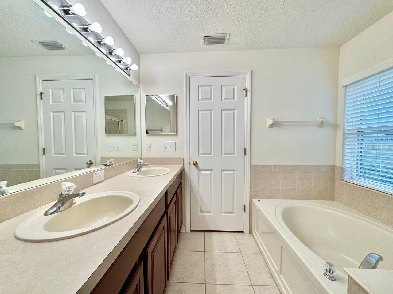 Image 14 of 34 For 5814 Sweet William Terrace