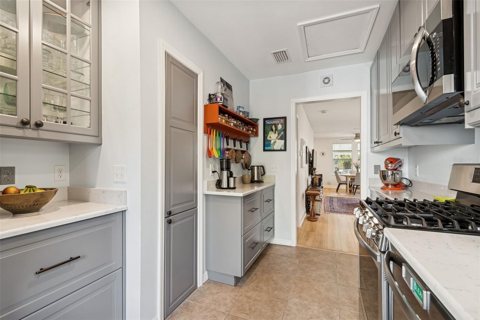 Image 18 of 71 For 2517 3rd Avenue N