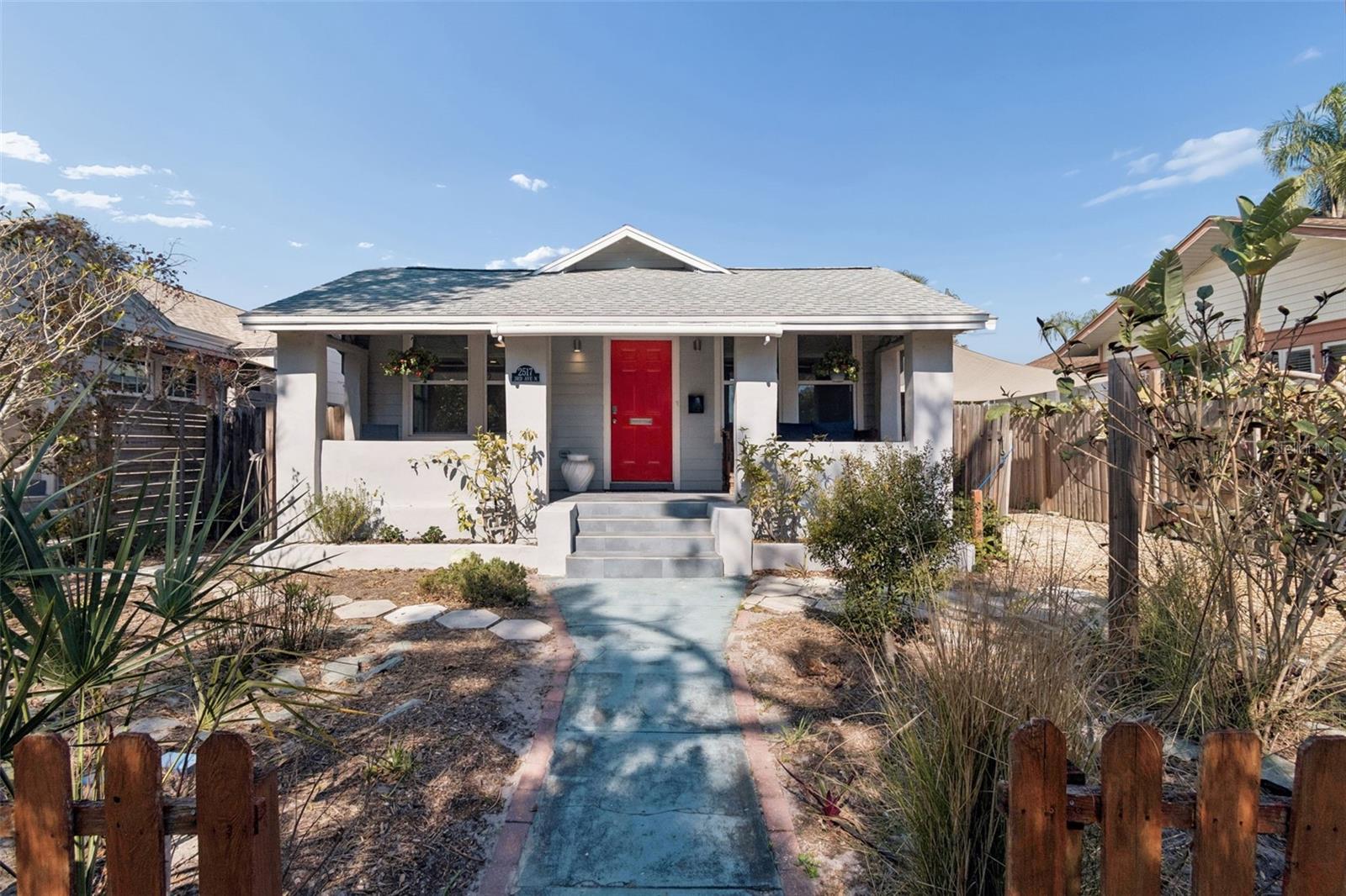 Image 2 of 71 For 2517 3rd Avenue N