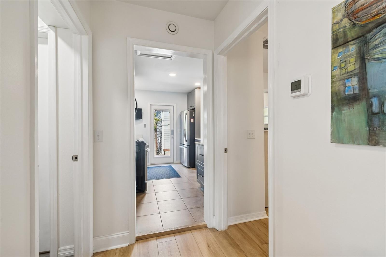 Image 21 of 71 For 2517 3rd Avenue N