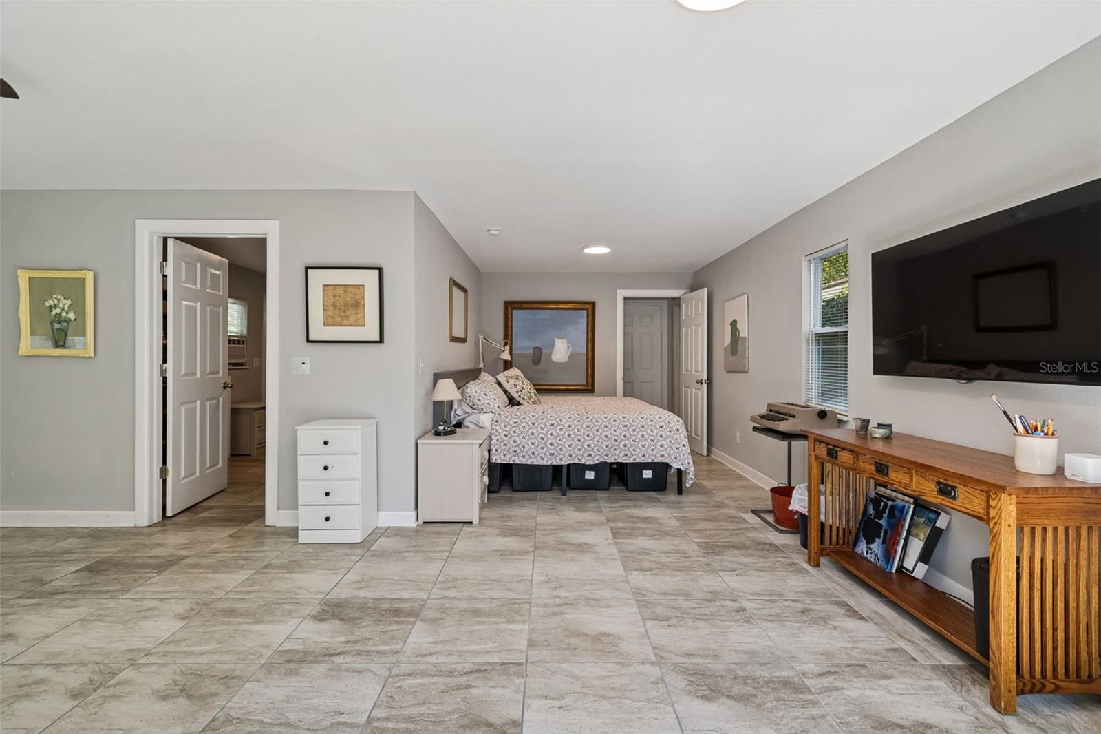 Image 39 of 71 For 2517 3rd Avenue N