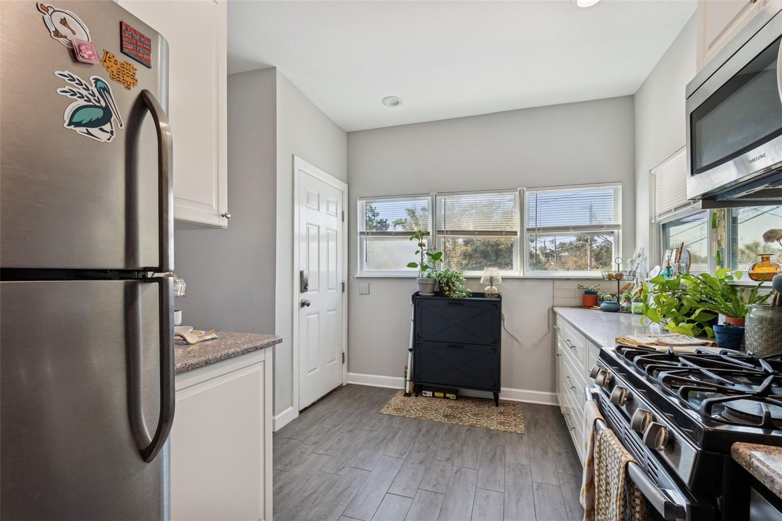 Image 55 of 71 For 2517 3rd Avenue N