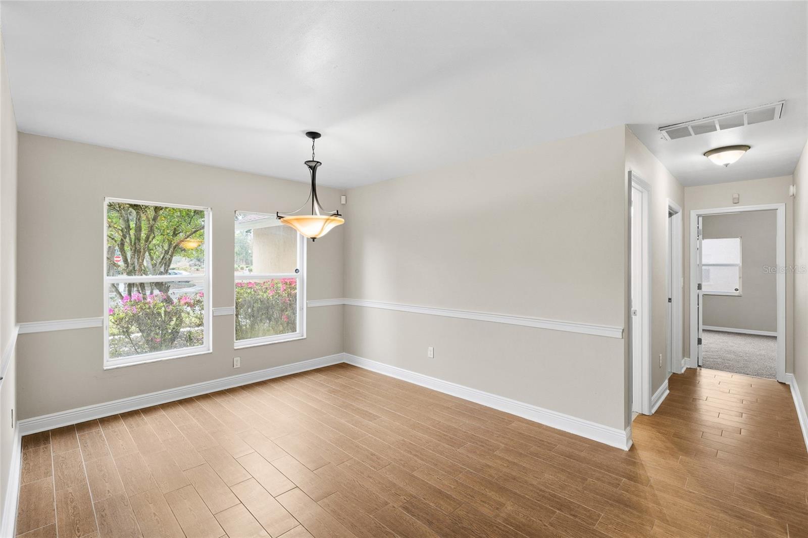 Listing photo id 10 for 16105 Cambria Court