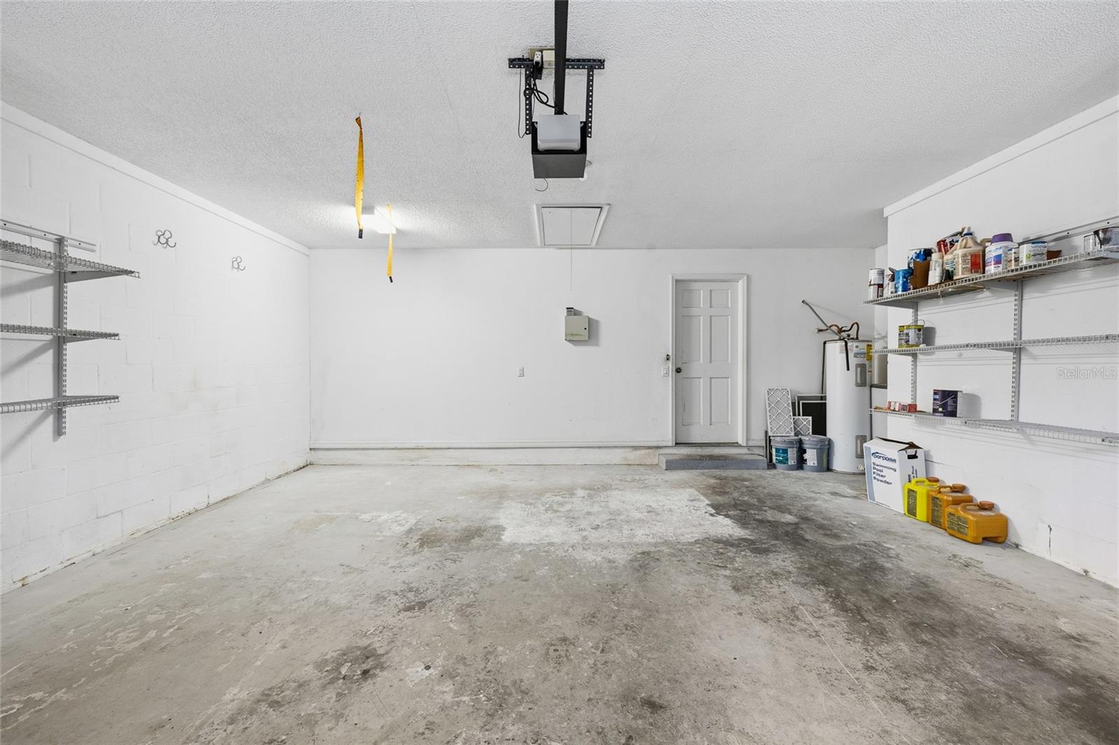 Listing photo id 38 for 16105 Cambria Court